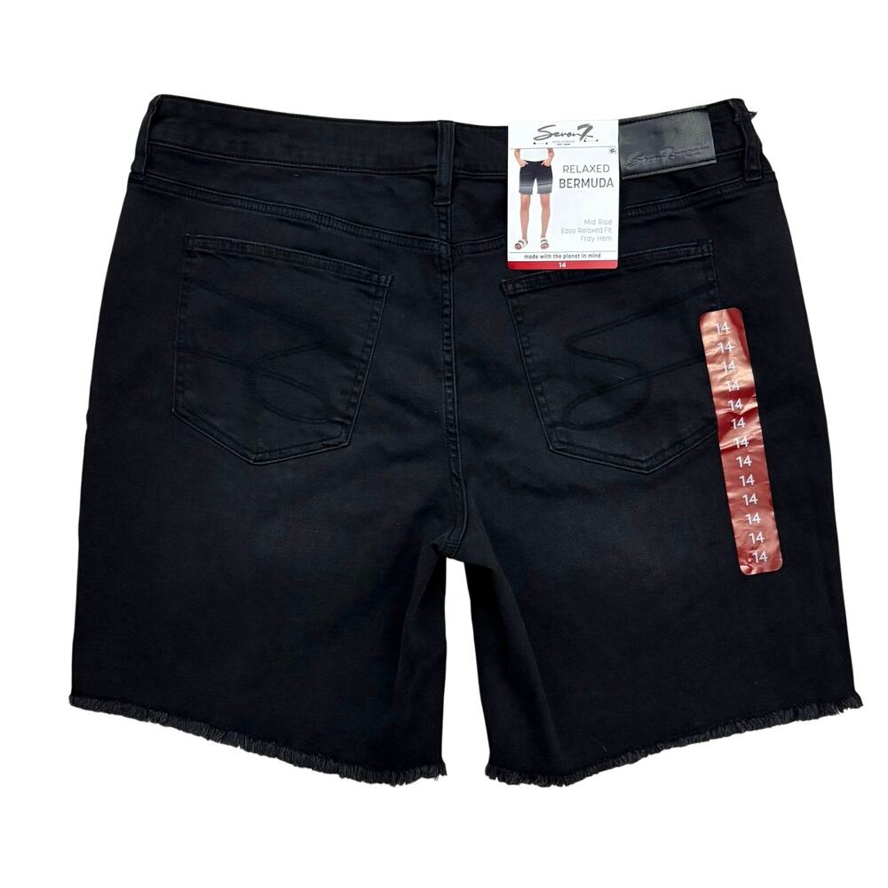 Seven7 Relaxed Denim Bermuda Shorts Women’s 8 or 10 Black Frayed Hem Mid Rise - Picture 3 of 10